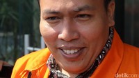 Marisi yang juga anak buah Nazaruddin didakwa korupsi Rp 5,4 miliar.