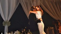 Pasangan ini melakukan pernikahan di Bali. (Foto: Sammy Simorangkir dan Viviane (Instagram Sammy)