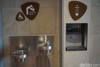 Terminal 4 Bandara Changi Yang Baru, Toiletnya Saja Sekeren Ini
