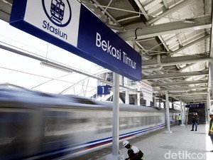 Heboh Naik Ojol di Stasiun Bekasi Timur Ditarik Karcis, KAI: Bukan Pungli!