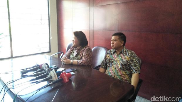  Pengacara Elza Syarief memberikan keterangan pers, Rabu (26/7/2017)