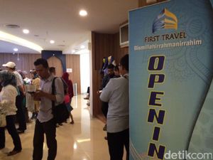 Jemaah Umrah First Travel Protes Dijanjikan Refund Hanya 50%