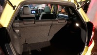 Bagasi Honda Jazz.