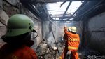 Kebakaran di Kramat Hanguskan 18 Rumah