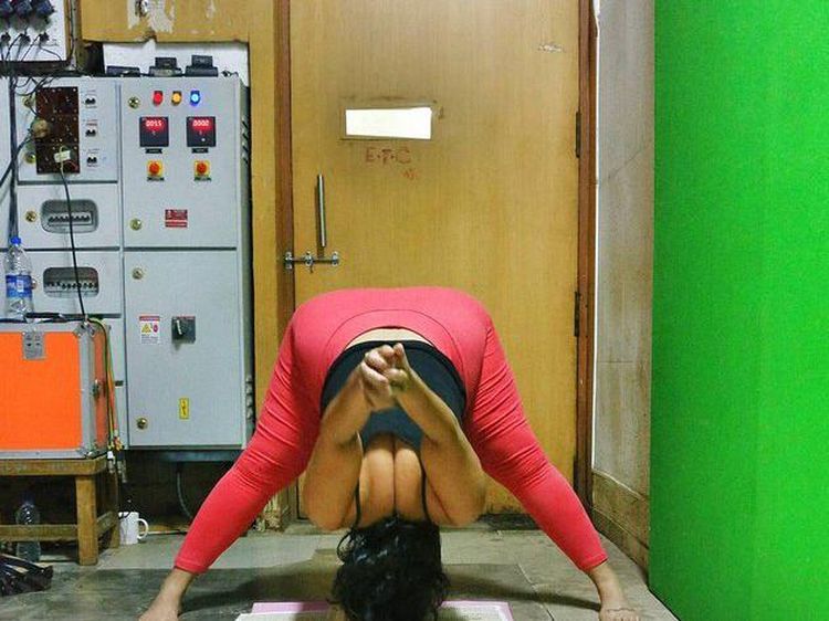 Keren! Foto-foto Wanita Gemuk Lakukan Pose Yoga