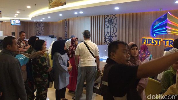 Penampakan Kantor First Travel yang Diserbu Puluhan Calon Jemaah