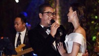 Mesra banget ya? (Foto: Sammy Simorangkir dan Viviane (Instagram Sammy)