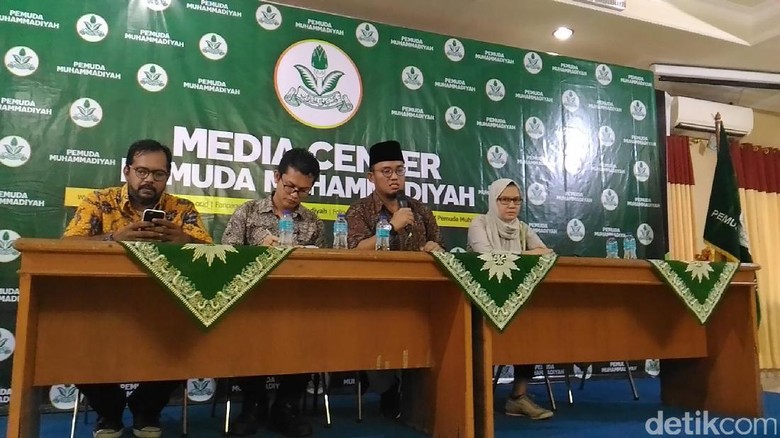 Teror ke Novel Belum Terungkap, Jokowi Didesak Segera Bentuk TGPF Teror ke Novel Belum Terungkap, Jokowi Didesak Segera Bentuk TGPF