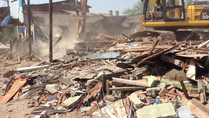 Digusur, Warga Cakung Barat: Tak Mau ke Rusun Jika Tak Diberi Usaha