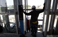 Lift di Stasiun Bekasi Timur