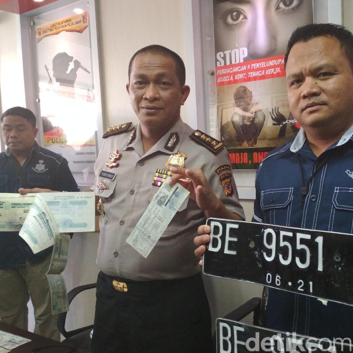 Polda Jabar Bongkar Praktik Pemalsuan STNK Bermotor