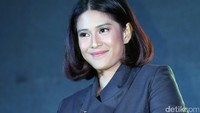 Tatapan tajamnya dan raut muka jutek membuat pria jatuh hati. Foto: Palevi S/detikHOT