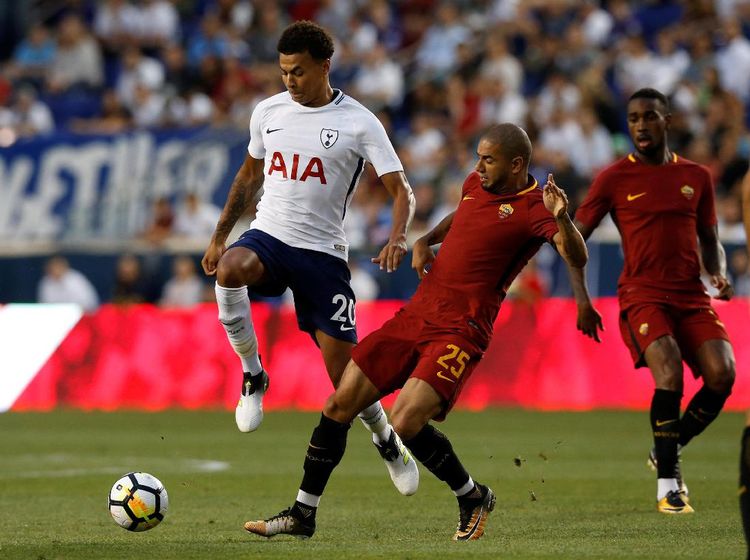 Roma Menangi Laga Seru Lawan Spurs