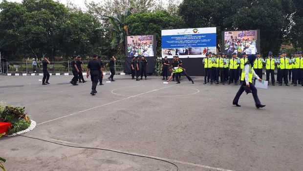 Kegiatan ini untuk memantapkan dan meningkatkan sistem keamanan dan keselamatan penanggulangan darurat penerbangan di Bandara Internasional Adisutjipto Yogyakarta.