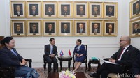 Kedatangan Menlu Kommasith hari ini juga berlangsung dalam rangka pertemuan kelima Joint Commission for Bilateral Cooperation (JCBC).