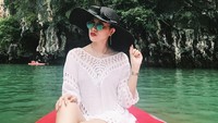 Angela Vero ketika berlibur di Phuket Island. Foto: dok Instagram