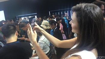 Sedangkan Pro 7 Plus 6G dengan penyimpanan internal 64 GB dihargai 3580 Yuan atau kurang lebih Rp 7 juta. Lalu Pro 7 Plus dengan RAM 6GB dna memori internal 128GB dibanderol seharga Rp 8 juta. (Foto: detikINET/Elizabeth Elza Astari Retaduari)