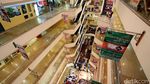 Foto : Mal Makin Banyak, Sinar Blok M Plaza Makin Redup