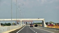 2 Tol lain yang segera dioperasikan adalah Medan-Binjai seksi 2 (6,18 km) dan 3 (4,28 km), Palembang-Indralaya Seksi 1 (7,75 km). Pool/dok. Kementerian PUPR.