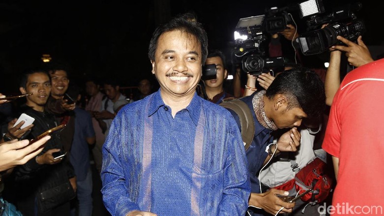 Roy Suryo Tak Setuju Rumah Dinas DPR Diganti Duit Roy Suryo Tak Setuju Rumah Dinas DPR Diganti Duit