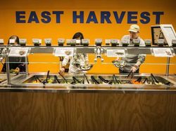 Menengok Kantin Mewah Facebook yang Menyimpan Kisah Sedih