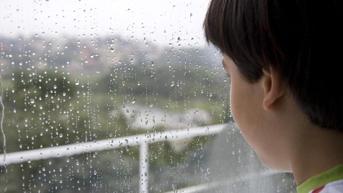 Mengidap Kondisi Langka, Remaja Ini Tangannya Membesar Tak Beraturan