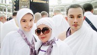 Kalau yang ini waktu Carollina umrah 2013. (Foto: chefitaccarollina (instagram chefitaccarollina)