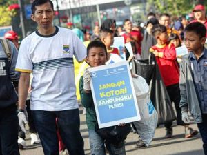Tolong Jangan Kotori Bandungku