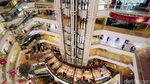 Foto : Mal Makin Banyak, Sinar Blok M Plaza Makin Redup