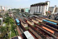 Terminal Blok M Sepi Karena Bus Tak Layak hingga Ojek Online