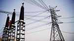 Petugas PLN Lakukan Pemeliharaan GIS Alam Sutera