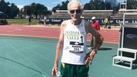 Dixon Hemphill berusia 92 tahun memenangkan kejuaraan Masters Outdoor Championships  sepanjang 800 meter dalam waktu 8 menit 05 detik. Foto: Instagram @usatf