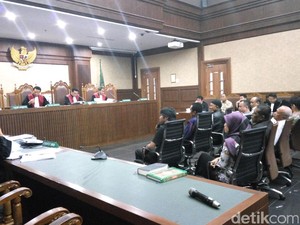 Korupsi P2KTrans, Eks Anggota DPR Mengaku Tak Tahu Soal Komitmen Fee