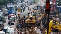 Kemacetan tersebut didominasi oleh kendaraan roda empat.