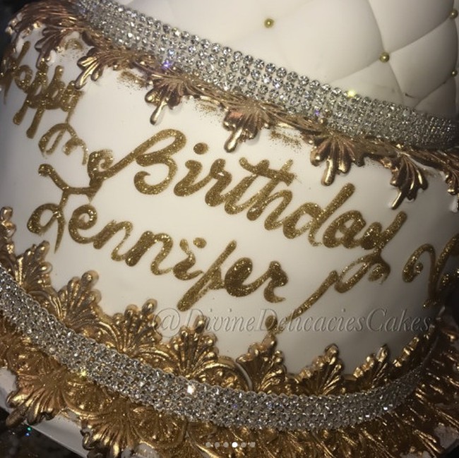 Terasi dan Jengkol Tak Disukai Bule dan Kue Ultah Mewah JLo