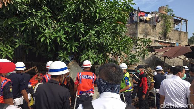 Pengembangan KA Bandara, Bangunan Liar di Manggarai Ditertibkan