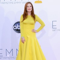 Julianne Moore juga tidak pernah menonton satu pun film-filmnya sendiri. Maka dari itu dia hampir tak pernah ikut menonton pemutaran film perdana yang dibintanginya. Aku lebih suka berada dalam film ketimbang menontonnya, ujar bintang film The Hours ini.  Foto: Getty Images