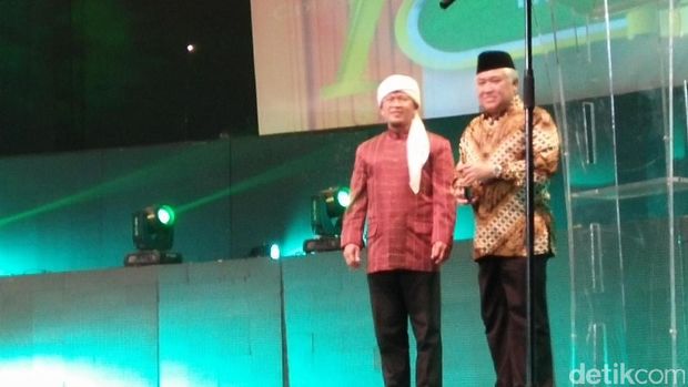 Aa Gym dan Wakil Ketua MUI Din Syamsudin