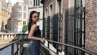 Vero juga memperlihatkan foto liburan di Belgia. Foto: dok Instagram