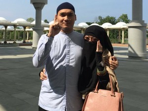 Tidak Tahu Sedang Hamil dan Kelelahan, Istri Egi John Alami Keguguran