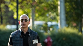 Dalam satu minggu, Bezos mengantongi USD 1,5 miliar. Bisa untuk membangun satu gedung tertinggi di dunia, Burj Khalifa. Foto: istimewa