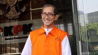 Wakil Ketua DPRD Kota Mojokerto, Abdullah Fanani, kembali jalani pemeriksaan di Gedung KPK, Jakarta, Kamis (27/7/2017).