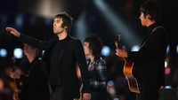Gagal deh pengen cepat-cepat nyanyi bareng Liam. Foto: Hannah Peters/Getty Images