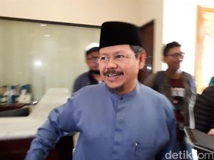 Selain Ismail Yusanto, Ini Daftar 5 Penggugat Perppu Ormas