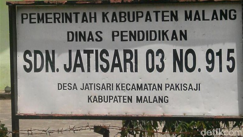 Dana BSM SD  Jatisari Diduga untuk Bangun Pagar  Sekolah 