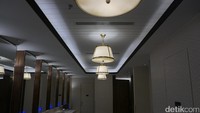  Untuk toiletnya, Terminal 4 Bandara Changi ini tentu saja sangat terjaga kebersihannya (Kanavino/detikTravel)