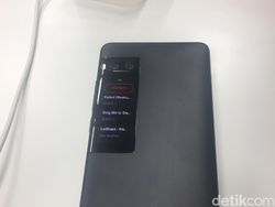 Meizu Pro 7 dan Pro 7 Plus Menggoda dengan Layar Ganda