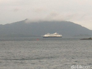 Banyak Penerbangan Delay Karena Cuaca Buruk, Menhub: Safety First