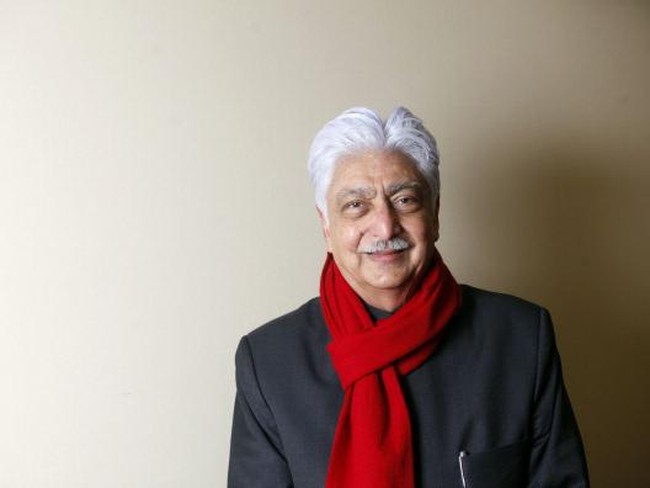 Orang terkaya di India, Azim Premji, dengan kekayaan Rp 228,3 triliun, lebih suka mengendarai mobil bekas dan naik pesawat kelas ekonomi. Dia juga selalu mengingatkan karyawannya untuk hemat listrik di kantor. Foto: Getty Images
