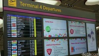 Papan penunjuk jadwal penerbangan juga sangat jelas. Traveler tinggal mencari sesuai dengan jadwal keberangkatan (Kanavino/detikTravel)